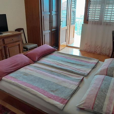 Apartments Adelheid In Biograd, Close To The Beach 비오그라드나모루 외부 사진